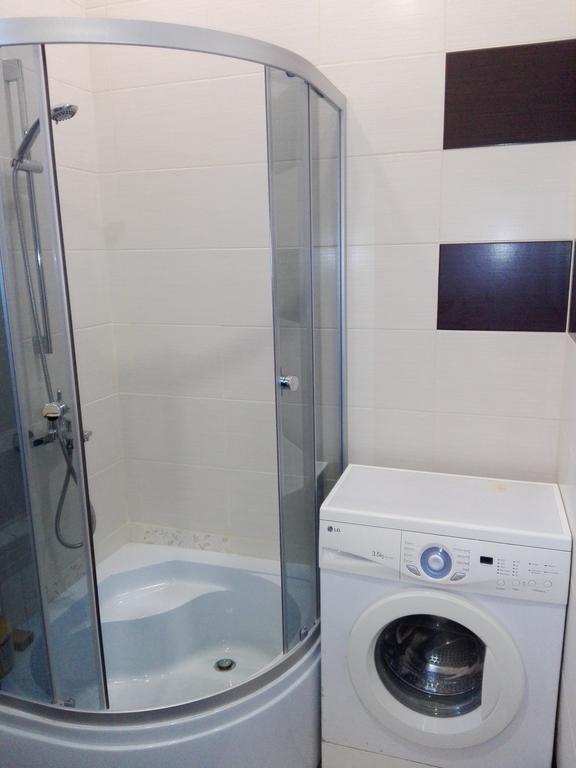 Apartment On Kryvorizhstal Street 35-24 Krivoy Rog Luaran gambar